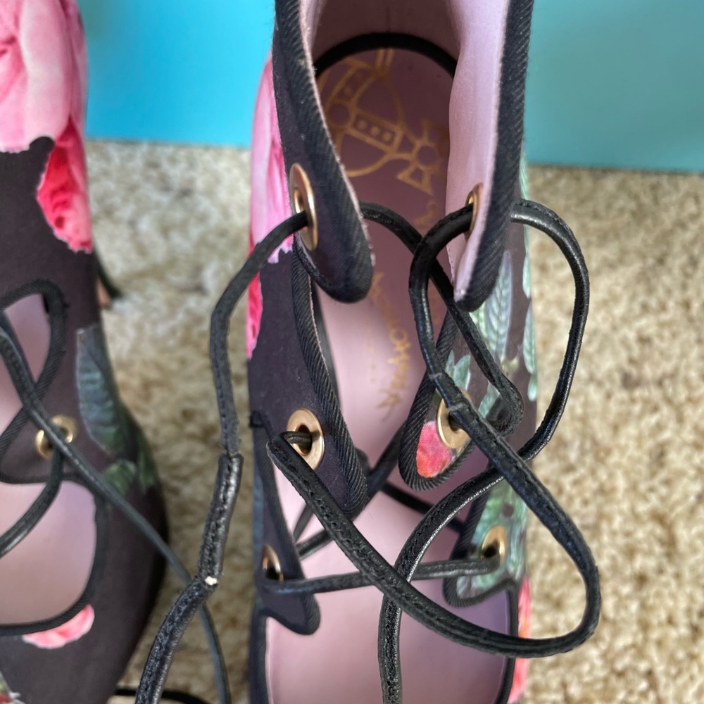Vivienne Westwood Scarlet Floral Lace-up High Heel Pumps - Picture 6 of 10